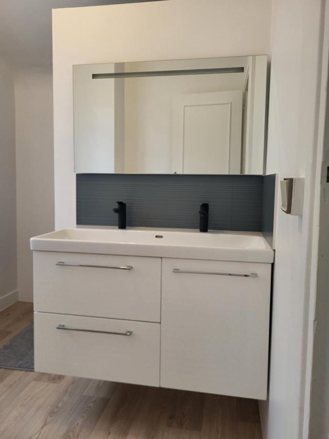 סארטרוויל Maison A Louer 3 Chambres מראה חיצוני תמונה